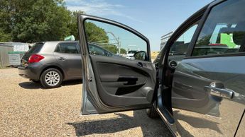VAUXHALL CORSA 1.4 16V Exclusiv Hatchback 5dr Petrol Auto Euro 5 (A/C) (100 ps)