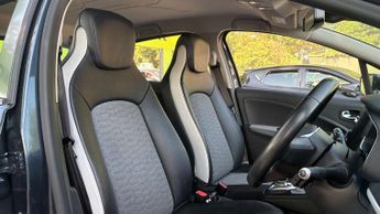 RENAULT ZOE R135 52kWh GT Line Hatchback 5dr Electric Auto (i, Rapid Charge)