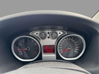 Ford FOCUS 1.6 Focus Titanium 100 Auto 5dr