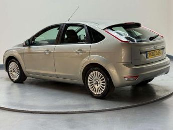 Ford FOCUS 1.6 Focus Titanium 100 Auto 5dr