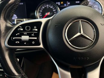 MERCEDES-BENZ E-CLASS 2.0 E 220 D SE Auto 4dr