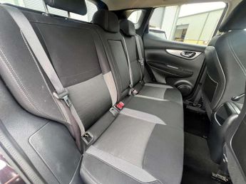 NISSAN QASHQAI 1.2 Qashqai N-Connecta DiG-T CVT 5dr - NATIONAL DELIVERY*