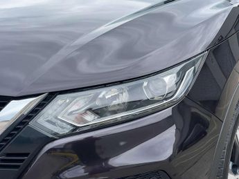 NISSAN QASHQAI 1.2 Qashqai N-Connecta DiG-T CVT 5dr - NATIONAL DELIVERY*