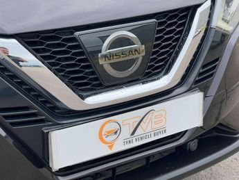 NISSAN QASHQAI 1.2 Qashqai N-Connecta DiG-T CVT 5dr - NATIONAL DELIVERY*