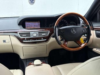 MERCEDES S-CLASS 3.0 S320 CDi Auto 4dr