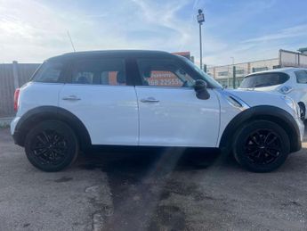 MINI COUNTRYMAN 1.6 Countryman Cooper Auto 5dr
