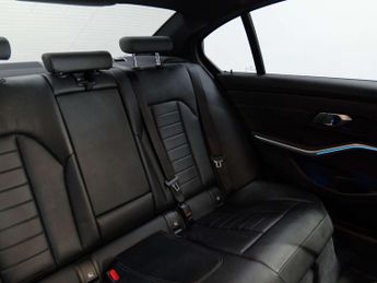 BMW 3 Series 2.0 330e M Sport Auto 4dr