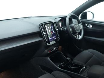 VOLVO XC40 Recharge 69kWh Core SUV 5dr Electric Auto (231 ps)