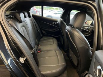 BMW 1 SERIES 1.5 118i M Sport Auto 5dr