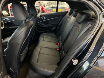 BMW 1 SERIES 1.5 118i M Sport Auto 5dr
