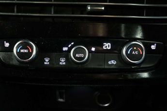 Vauxhall Mokka Electric 50kWh Ultimate SUV 5dr Electric Auto (136 ps)