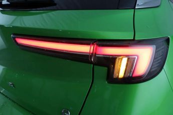 Vauxhall Mokka Electric 50kWh Ultimate SUV 5dr Electric Auto (136 ps)