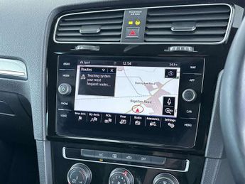 VOLKSWAGEN GOLF 2.0 Golf R-Line TDI BlueMotion Technology Semi-Auto 5dr