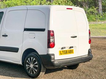 Peugeot Partner 1.6 BlueHDi 854 Professional Panel Van 5dr Diesel Manual L1 (112