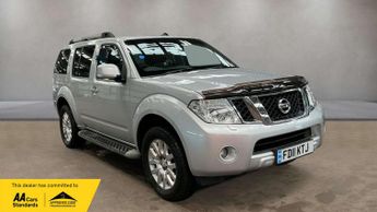 NISSAN Pathfinder 2.5 dCi Tekna SUV 5dr Diesel Auto 4WD Euro 4 (190 ps)