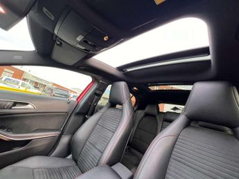 MERCEDES-BENZ GLA 2.1 GLA 220 AMG Line Premium+CDi 4Matic Automatic 4WD 5dr *NATIO