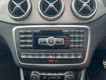MERCEDES-BENZ GLA 2.1 GLA 220 AMG Line Premium+CDi 4Matic Automatic 4WD 5dr *NATIO