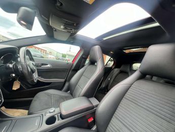 MERCEDES-BENZ GLA 2.1 GLA 220 AMG Line Premium+CDi 4Matic Automatic 4WD 5dr *NATIO