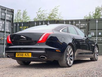 Jaguar XJ 3.0d V6 Portfolio Saloon 4dr Diesel Auto Euro 6 (s/s) (300 ps)