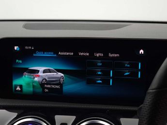 MERCEDES-BENZ A-CLASS 1.3 A 200 AMG Line Premium Auto 5dr