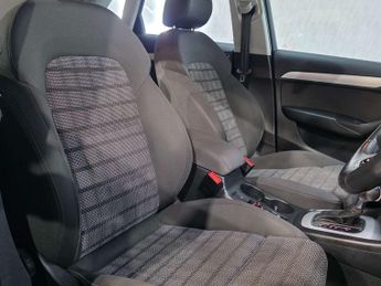 Audi Q3 2.0 TDI SE SUV 5dr Diesel S Tronic quattro Euro 6 (s/s) (184 ps)