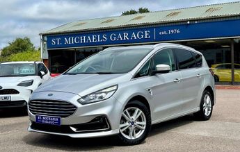 Ford S-Max 2.5 S-Max Titanium HEV CVT 5dr