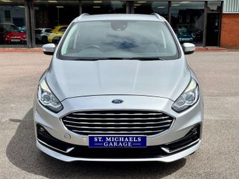 FORD S-MAX 2.5 S-Max Titanium HEV CVT 5dr