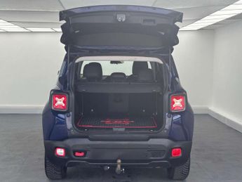 JEEP RENEGADE 2.0 Renegade Trailhawk MultiJet 4x4 Auto 4WD 5dr