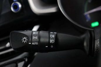 Toyota C-HR 1.8 VVT-h Icon SUV 5dr Petrol Hybrid CVT Euro 6 (s/s) (122 ps)