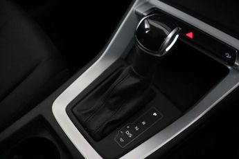 Audi Q3 1.4 TFSIe 45 Technik SUV 5dr Petrol Plug-in Hybrid S Tronic Euro