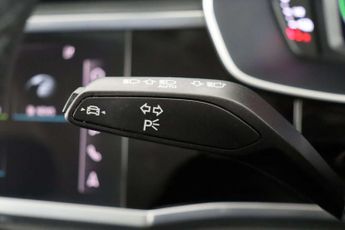 Audi Q3 1.4 TFSIe 45 Technik SUV 5dr Petrol Plug-in Hybrid S Tronic Euro