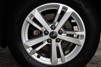 Audi Q3 1.4 TFSIe 45 Technik SUV 5dr Petrol Plug-in Hybrid S Tronic Euro