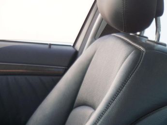Mercedes-Benz E Class 3.2 E320 CDI Avantgarde Saloon 4dr Diesel Automatic (183 g/km, 2
