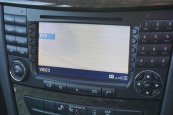 Mercedes-Benz E Class 3.2 E320 CDI Avantgarde Saloon 4dr Diesel Automatic (183 g/km, 2