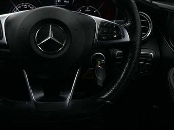 Mercedes-Benz C-CLASS 2.1 C 220 AMG Line D Auto 4dr
