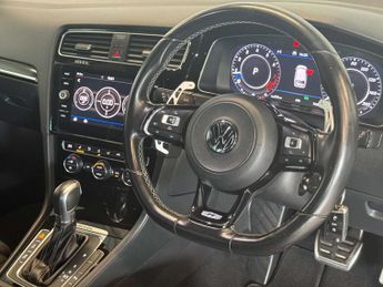 Volkswagen GOLF 2.0 Golf R TSi Semi-Auto 4WD 5dr