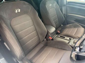 Volkswagen GOLF 2.0 Golf R TSi Semi-Auto 4WD 5dr