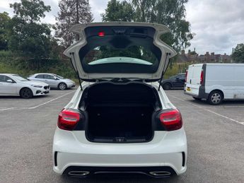 Mercedes-Benz A Class 1.5 A180d AMG Line Hatchback 5dr Diesel 7G-DCT Euro 6 (s/s) (109