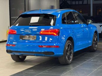 Audi Q5 2.0 TDI 40 Black Edition SUV 5dr Diesel S Tronic quattro Euro 6 