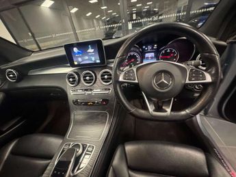 Mercedes-Benz GLC 2.1 GLC220d AMG Line (Premium) SUV 5dr Diesel G-Tronic 4MATIC Eu