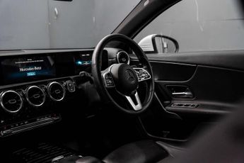 MERCEDES-BENZ A-CLASS 1.5 A 180 Sport Executive D Auto 5dr