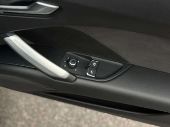 AUDI TT 2.0 TT Black Edition 40 TFSI Semi-Auto 3dr