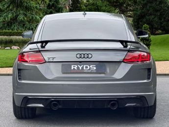 AUDI TT 2.0 TT Black Edition 40 TFSI Semi-Auto 3dr