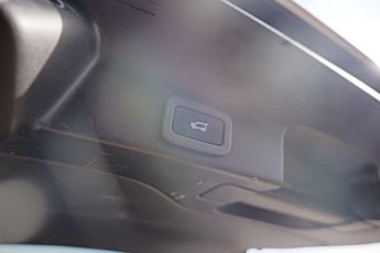 Jaguar F-PACE 3.0 F-PACE V6 S AWD D Auto 4WD 5dr