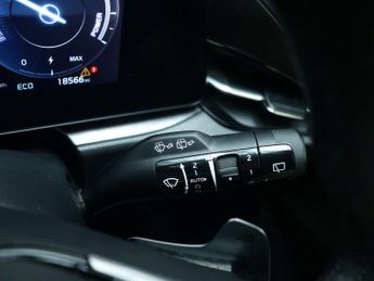 KIA NIRO 64.8kWh 3 SUV 5dr Electric Auto (201 bhp)