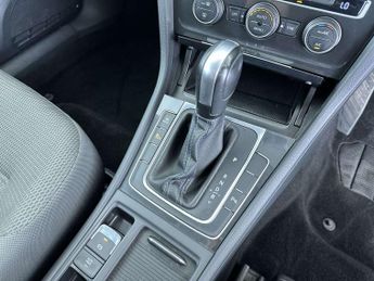 VOLKSWAGEN GOLF e-Golf 5dr