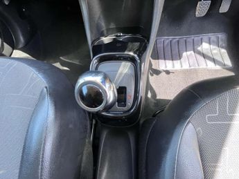 TOYOTA AYGO 1.0 Aygo X-Pression VVT-i CVT 5dr