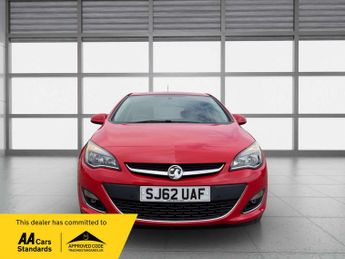 Vauxhall Astra 2.0 CDTi SRi Hatchback 5dr Diesel Auto Euro 5 (165 ps)