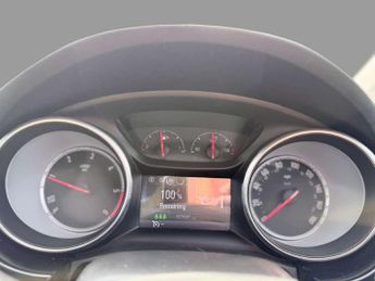 Vauxhall Astra 1.6 CDTi BlueInjection Elite Nav Hatchback 5dr Diesel Manual Eur