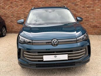 VOLKSWAGEN TIGUAN 1.5 eTSI MHEV Elegance SUV 5dr Petrol Hybrid DSG Euro 6 (s/s) (1
